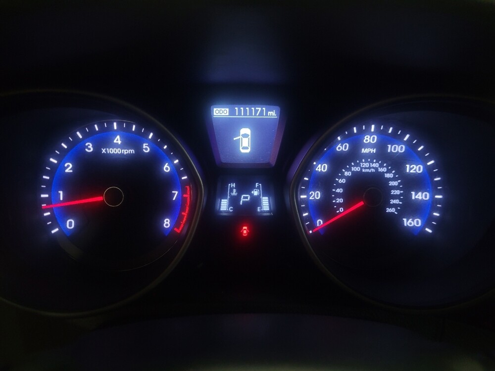 2016 Hyundai Elantra in Langhorne, PA 19047 - 18080122 23