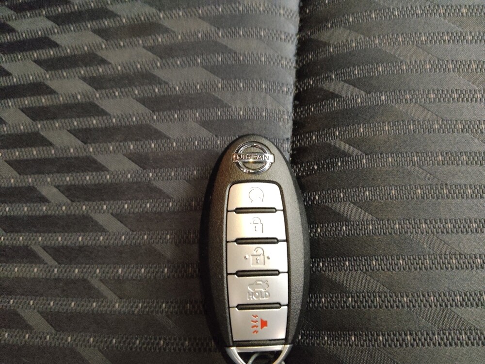 2017 Nissan Altima in Lombard, IL 60148 - 18080129 32