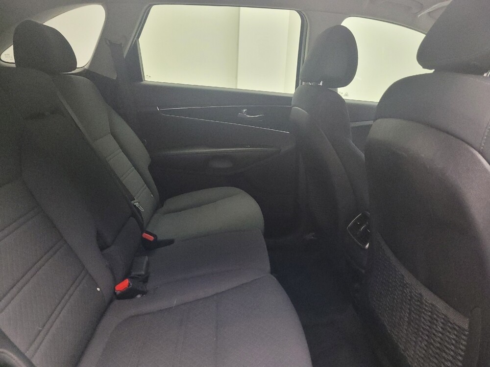 2016 Kia Sorento in Eastpointe, MI 48021 - 18080139 19