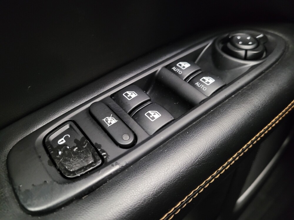 2019 Jeep Compass in Fresno, CA 93726 - 18080141 27