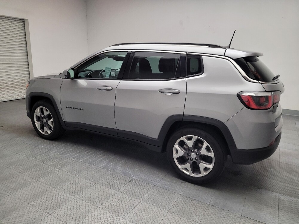 2019 Jeep Compass in Fresno, CA 93726 - 18080141 3