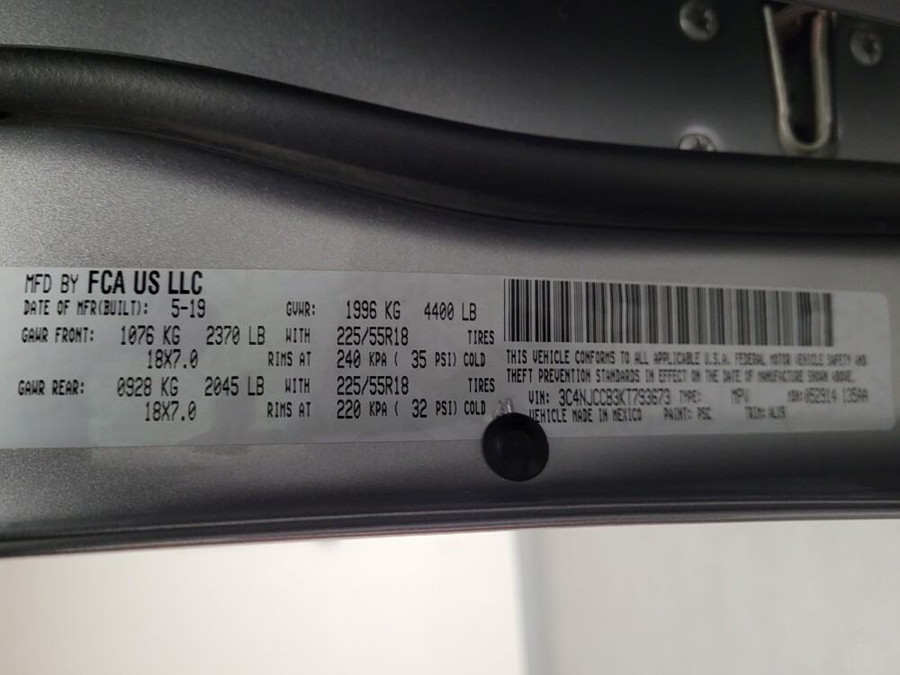 2019 Jeep Compass in Fresno, CA 93726 - 18080141 33