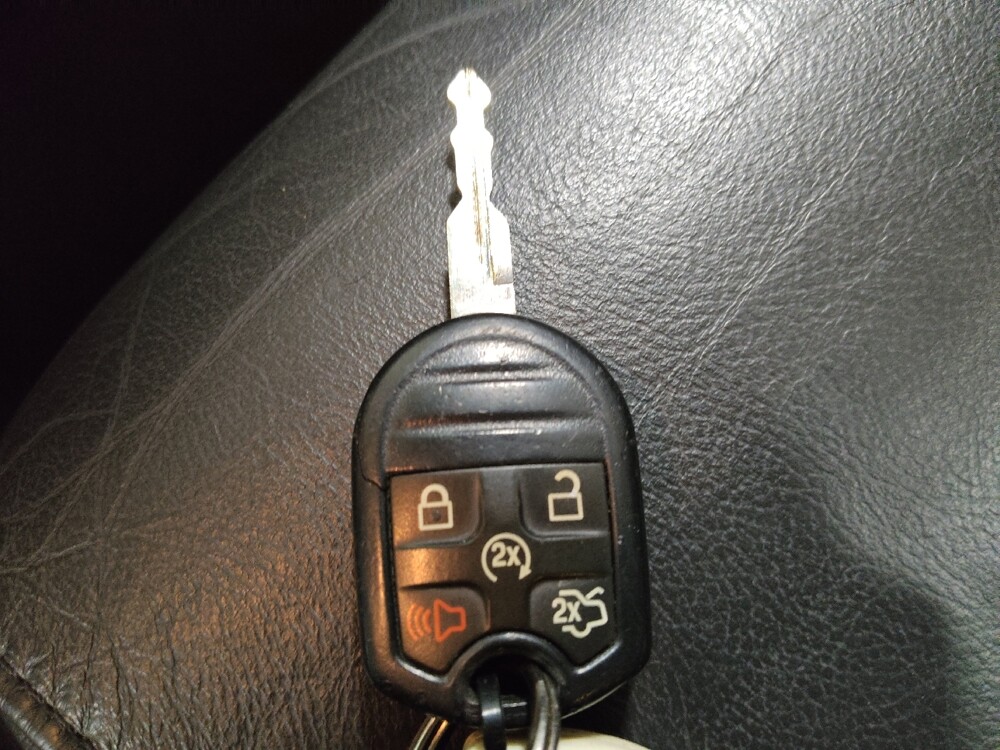 2015 Ford Explorer in Fort Worth, TX 76116 - 18080153 32