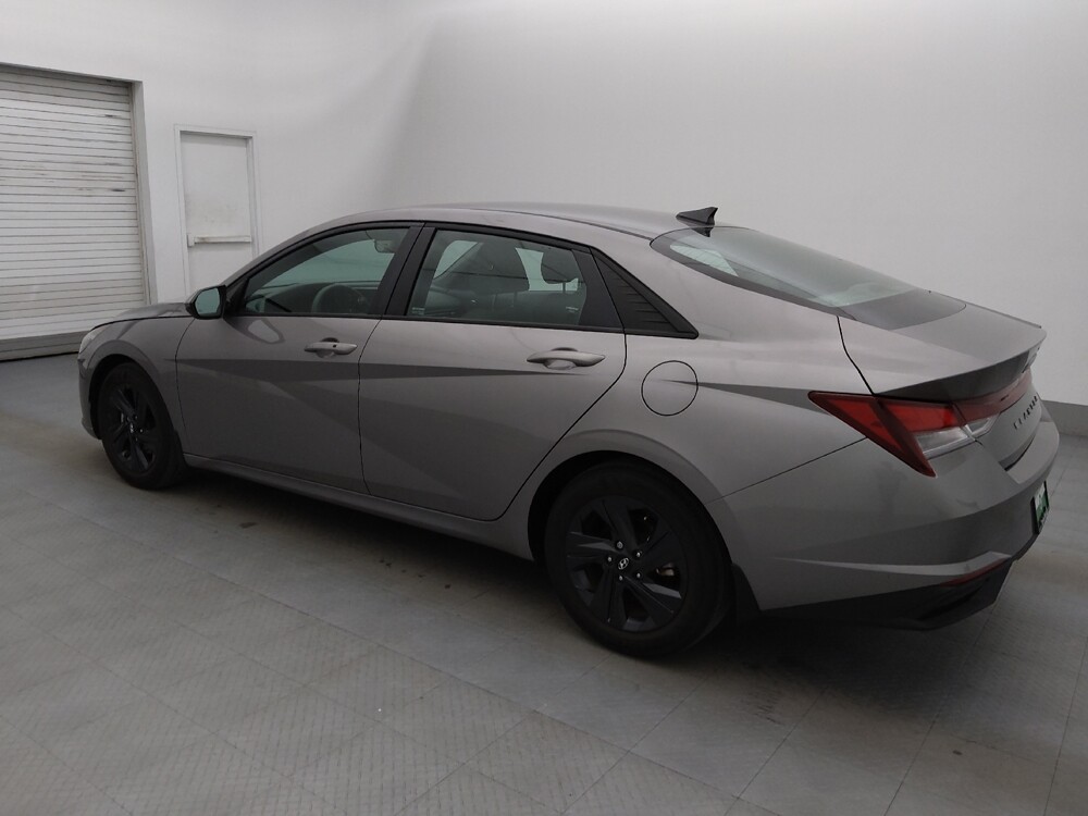 2022 Hyundai Elantra in Tallahassee, FL 32304 - 18080165 3