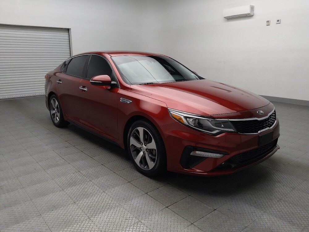 2019 Kia Optima in Lewisville, TX 75067 - 18080166 13