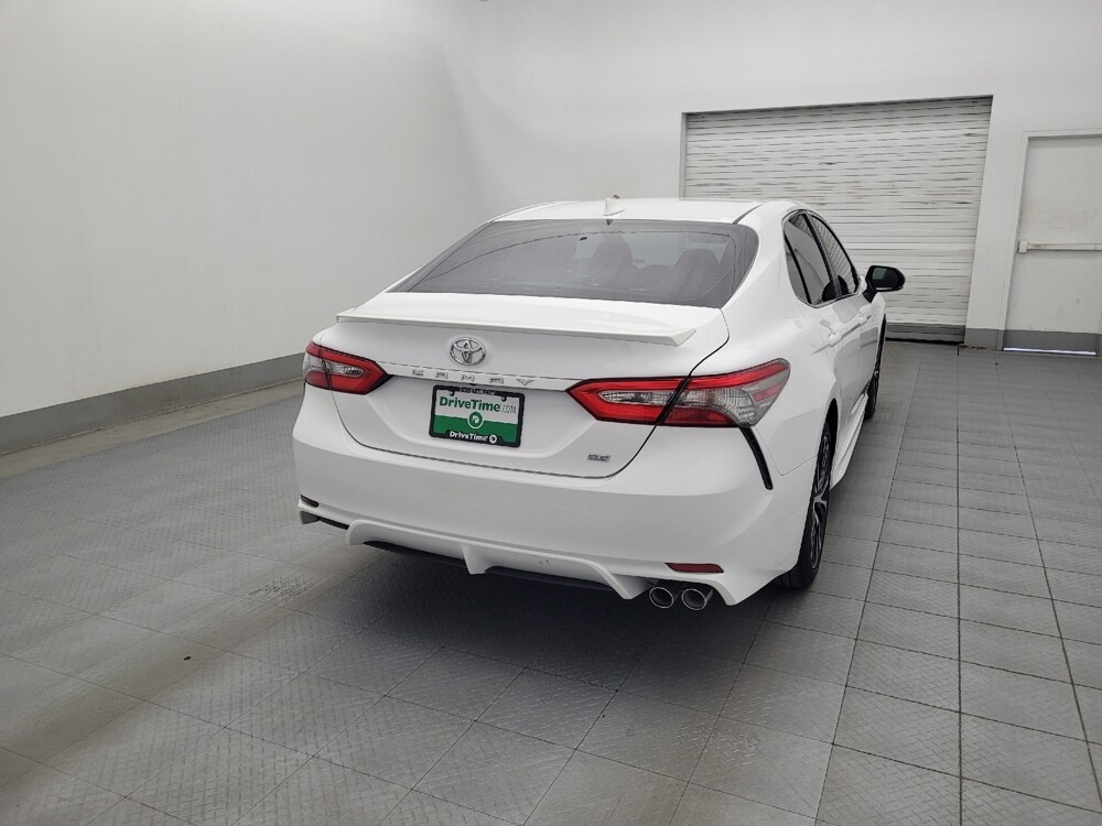 2019 Toyota Camry in Tampa, FL 33619 - 18080168 7