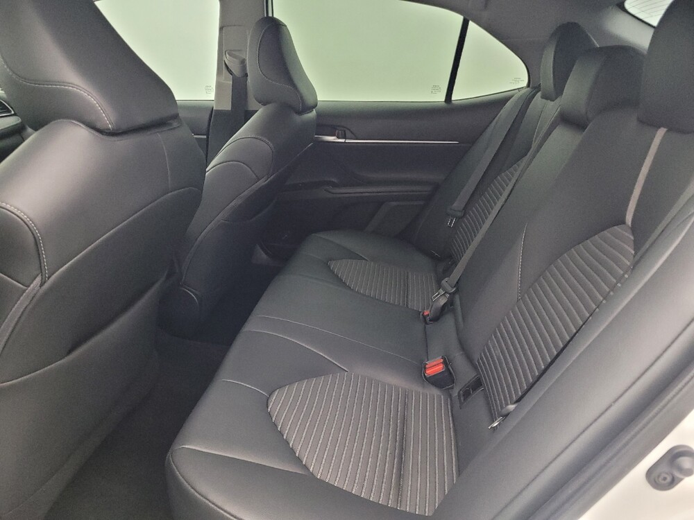 2019 Toyota Camry in Tampa, FL 33619 - 18080168 18