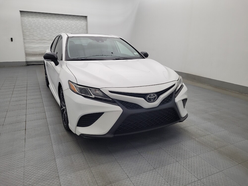 2019 Toyota Camry in Tampa, FL 33619 - 18080168 14