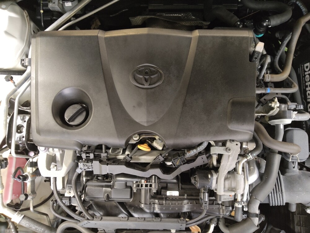 2019 Toyota Camry in Tampa, FL 33619 - 18080168 30