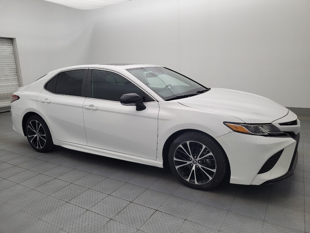 2019 Toyota Camry in Tampa, FL 33619 - 18080168 11