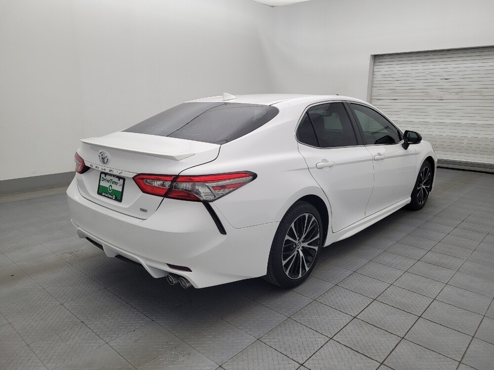 2019 Toyota Camry in Tampa, FL 33619 - 18080168 9