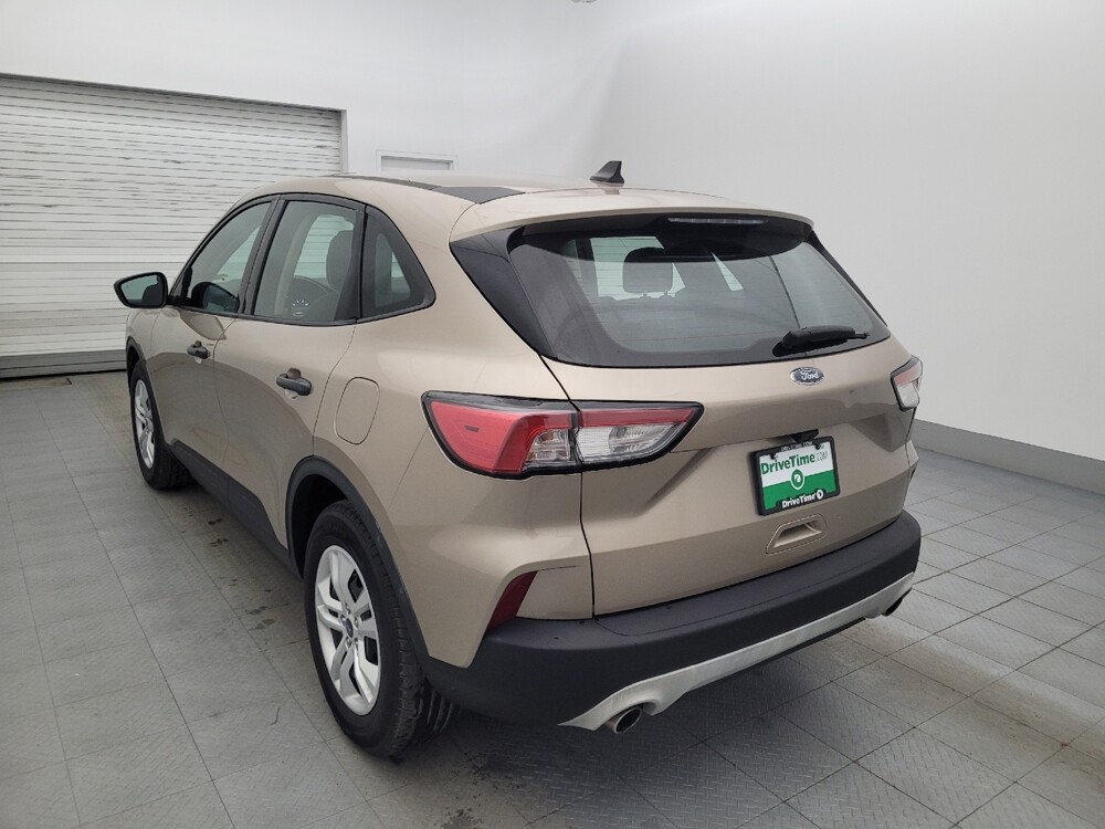 2020 Ford Escape in Fort Myers, FL 33907 - 18080179 5