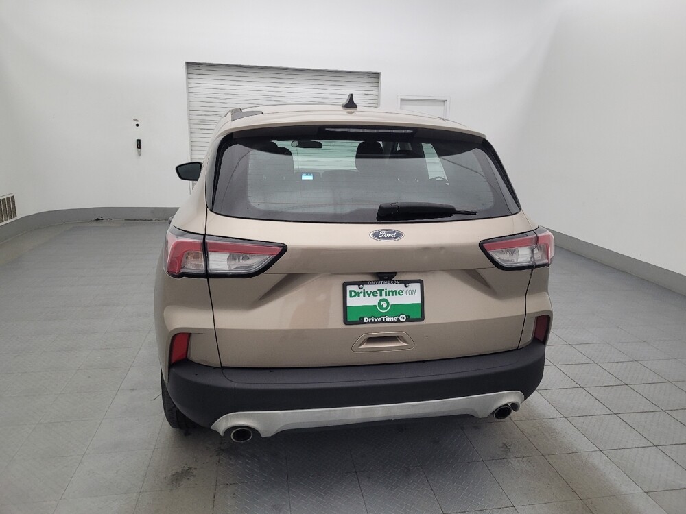 2020 Ford Escape in Fort Myers, FL 33907 - 18080179 6