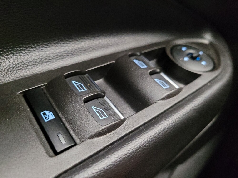 2019 Ford Escape in Phoenix, AZ 85022 - 18080206 27