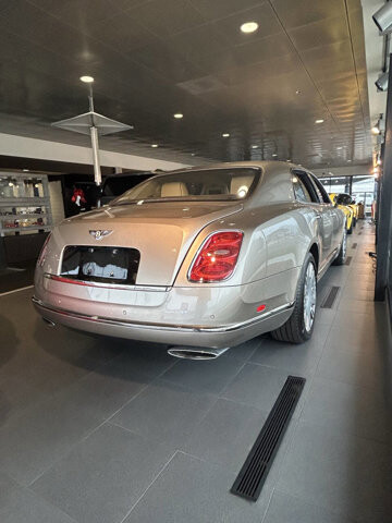 2011 Bentley Mulsanne in Eastpointe, MI 48021 - 18080211 4