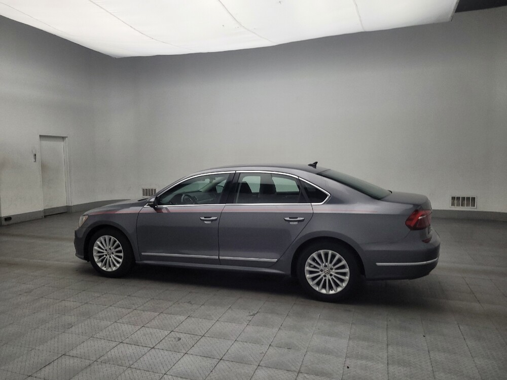 2017 Volkswagen Passat in Marietta, GA 30062 - 18080227 3