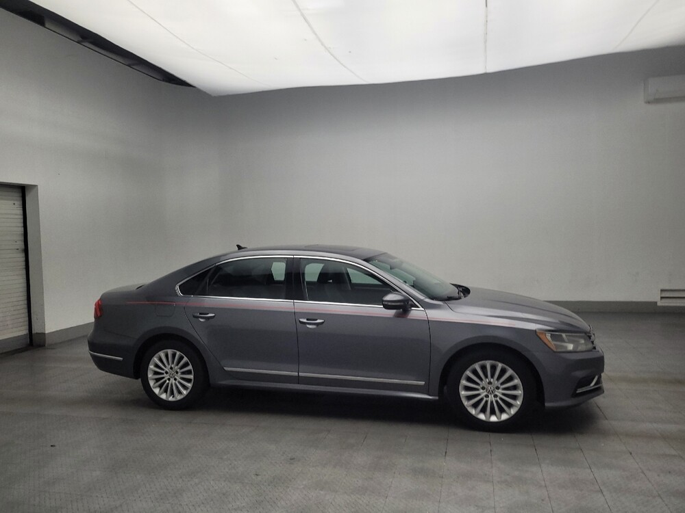 2017 Volkswagen Passat in Marietta, GA 30062 - 18080227 11