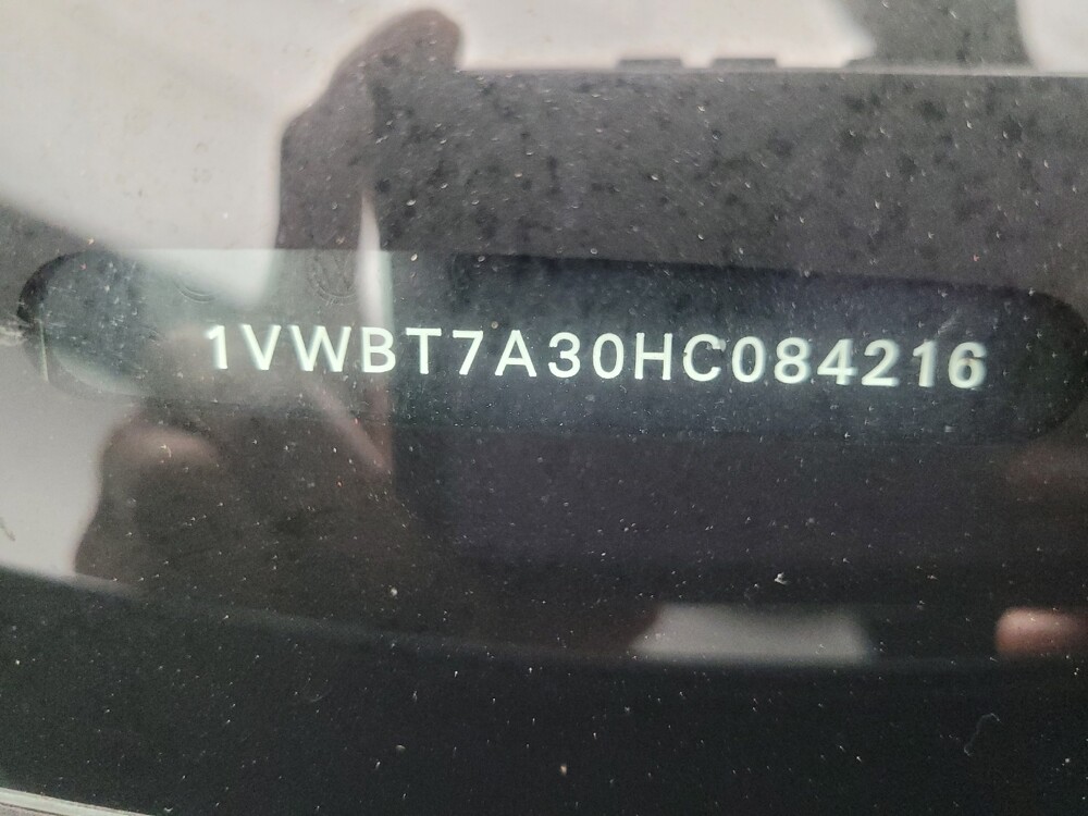 2017 Volkswagen Passat in Marietta, GA 30062 - 18080227 33