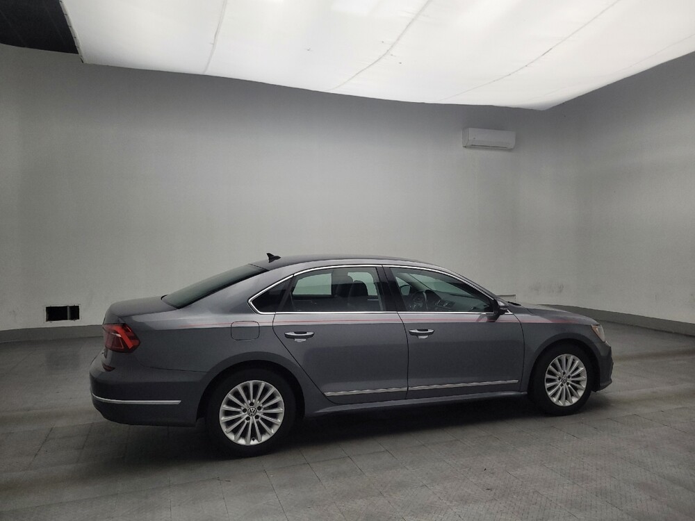 2017 Volkswagen Passat in Marietta, GA 30062 - 18080227 10
