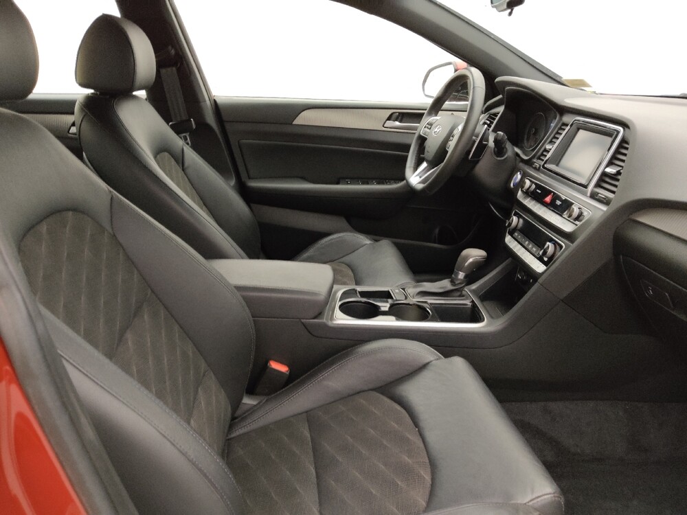 2019 Hyundai Sonata in Knoxville, TN 37923 - 18080246 21