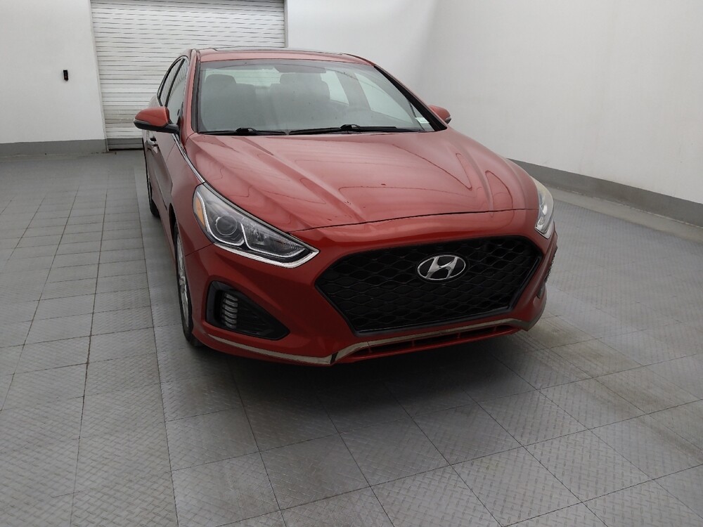 2019 Hyundai Sonata in Knoxville, TN 37923 - 18080246 14