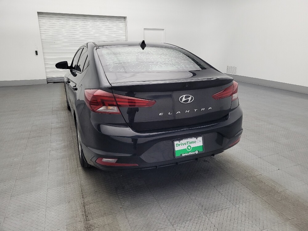 2019 Hyundai Elantra in Columbia, SC 29210 - 18080257 6