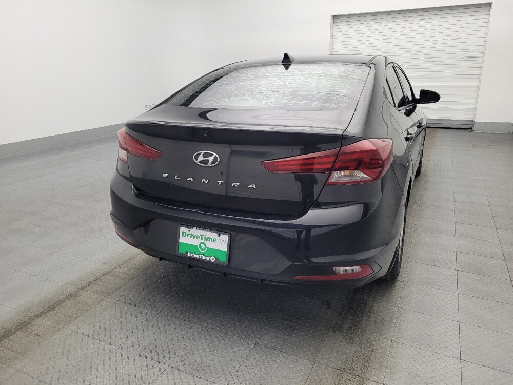 2019 Hyundai Elantra in Columbia, SC 29210 - 18080257 7