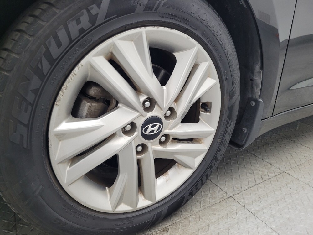 2019 Hyundai Elantra in Columbia, SC 29210 - 18080257 31