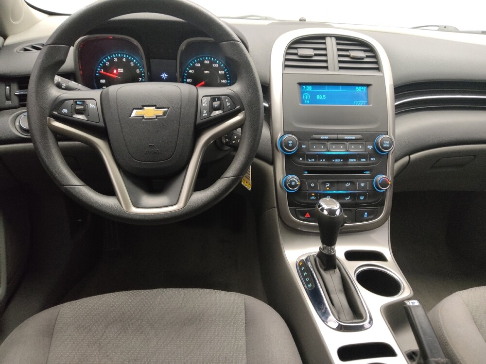 2015 Chevrolet Malibu in Lakewood, CO 80215 - 18080279 22