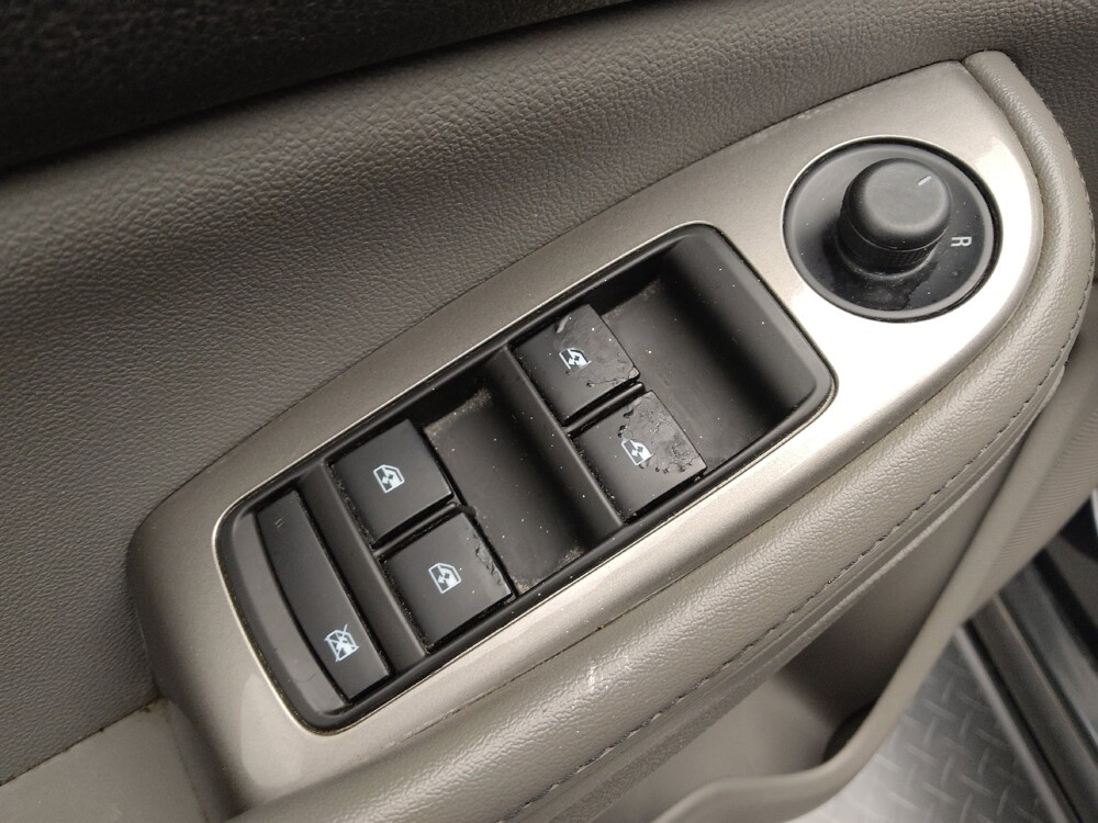 2015 Chevrolet Malibu in Lakewood, CO 80215 - 18080279 27