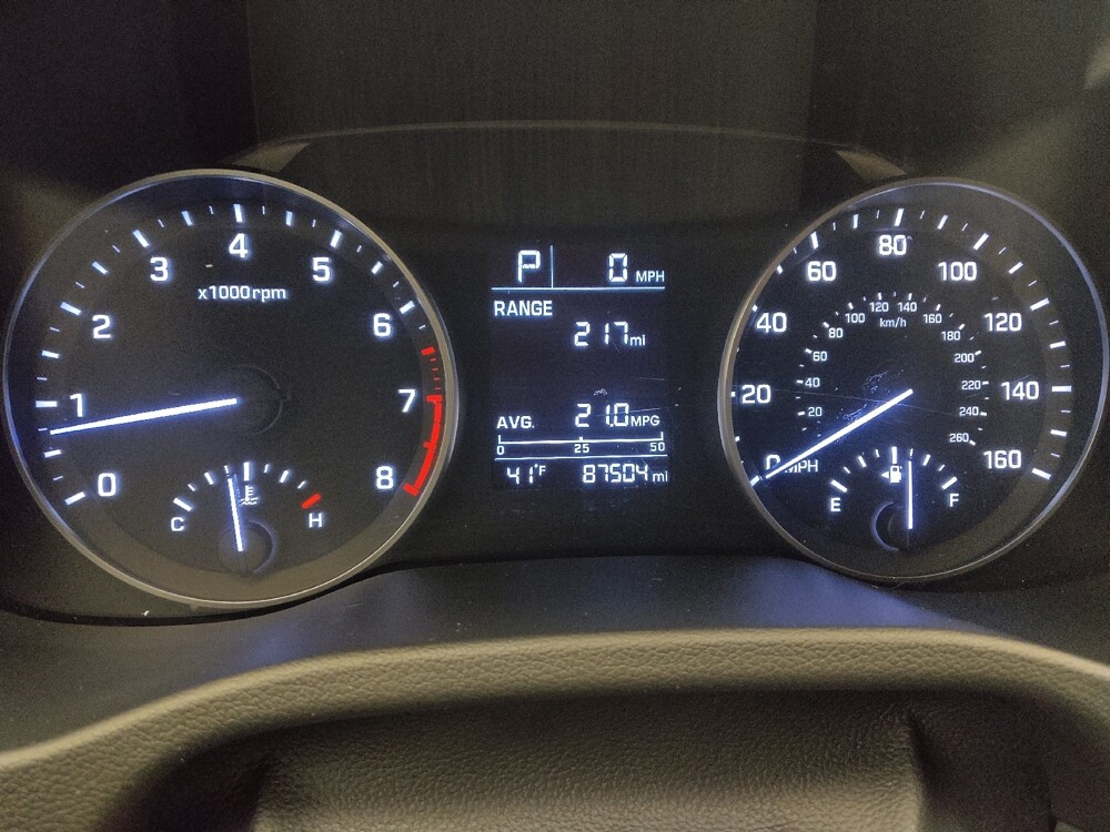 2018 Hyundai Elantra in Lakewood, CO 80215 - 18080280 23