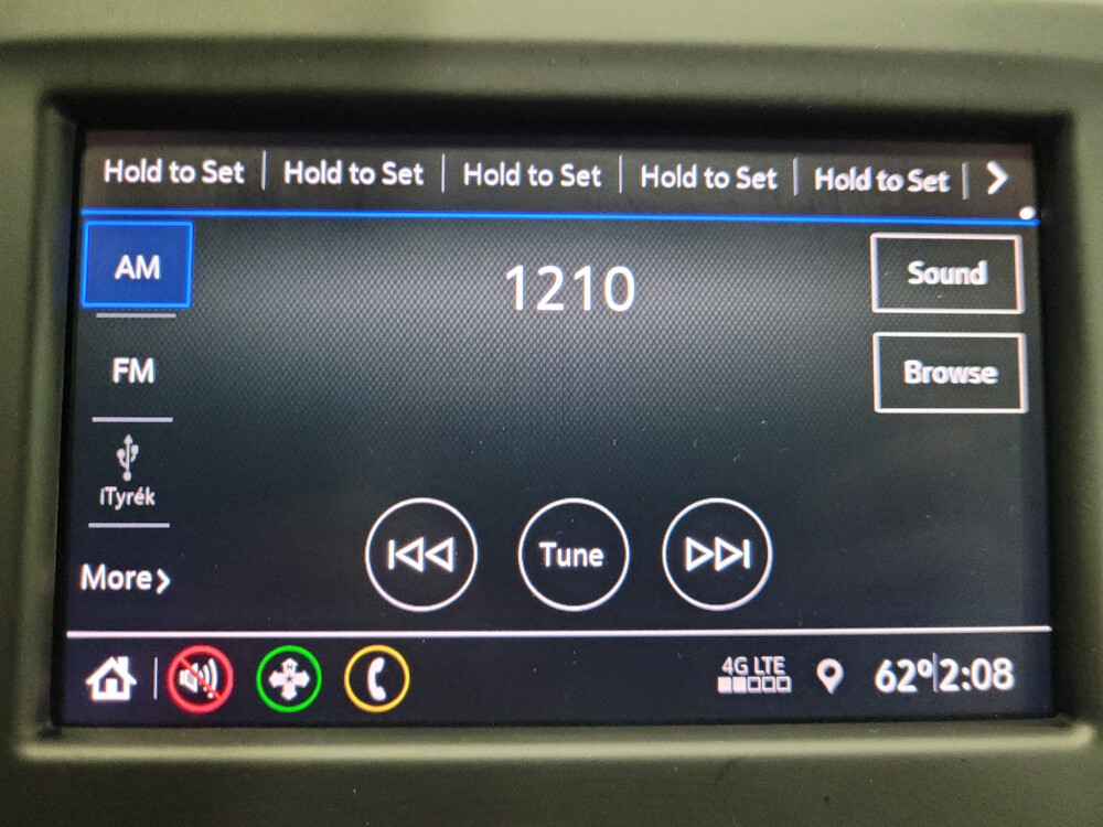 2020 Chevrolet Equinox in Henrico, VA 23223 - 18080290 25