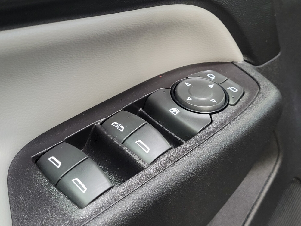 2020 Chevrolet Equinox in Henrico, VA 23223 - 18080290 27