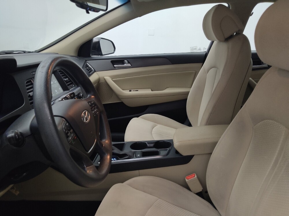 2017 Hyundai Sonata in Midlothian, IL 60445 - 18080294 17