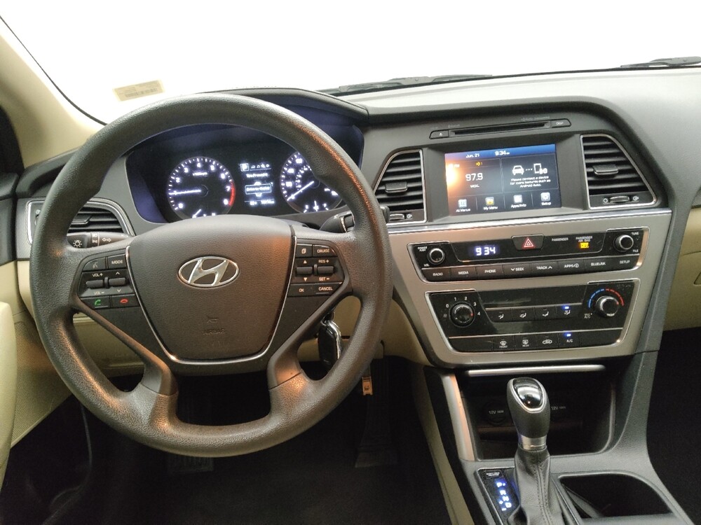 2017 Hyundai Sonata in Midlothian, IL 60445 - 18080294 22