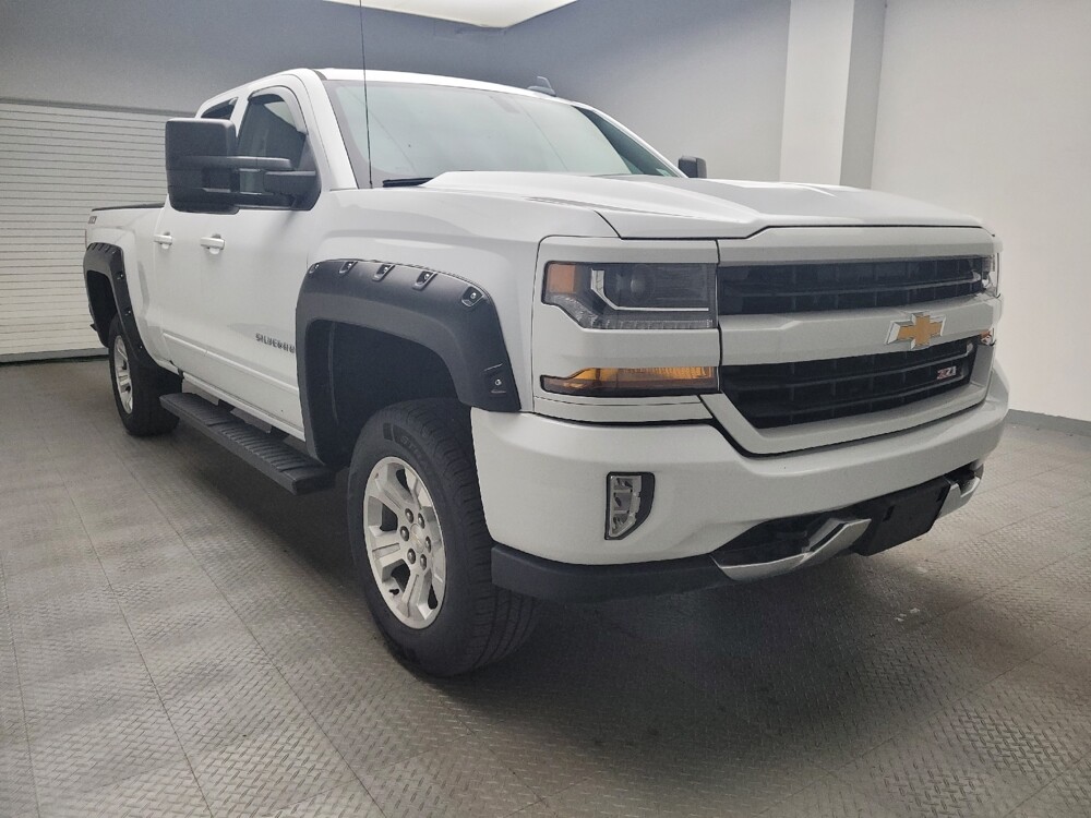 2017 Chevrolet Silverado 1500 in Eastpointe, MI 48021 - 18080297 13