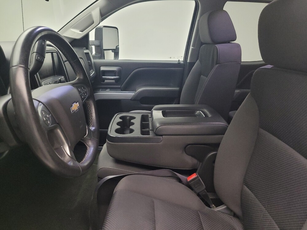 2017 Chevrolet Silverado 1500 in Eastpointe, MI 48021 - 18080297 17