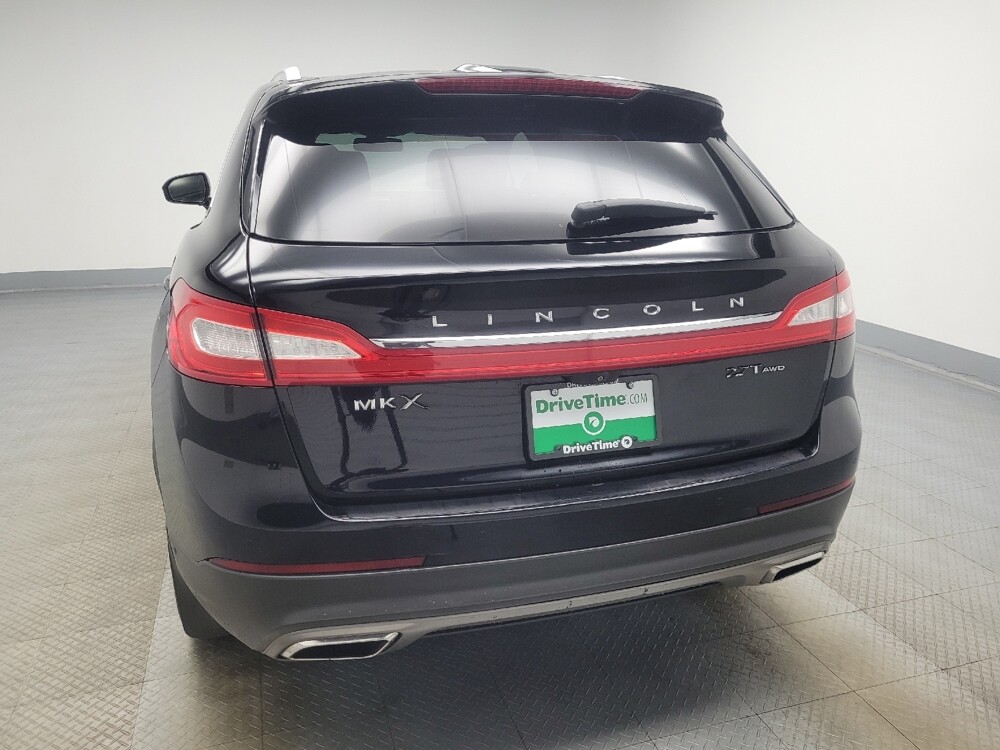 2017 Lincoln MKX in Highland, IN 46322 - 18080301 6