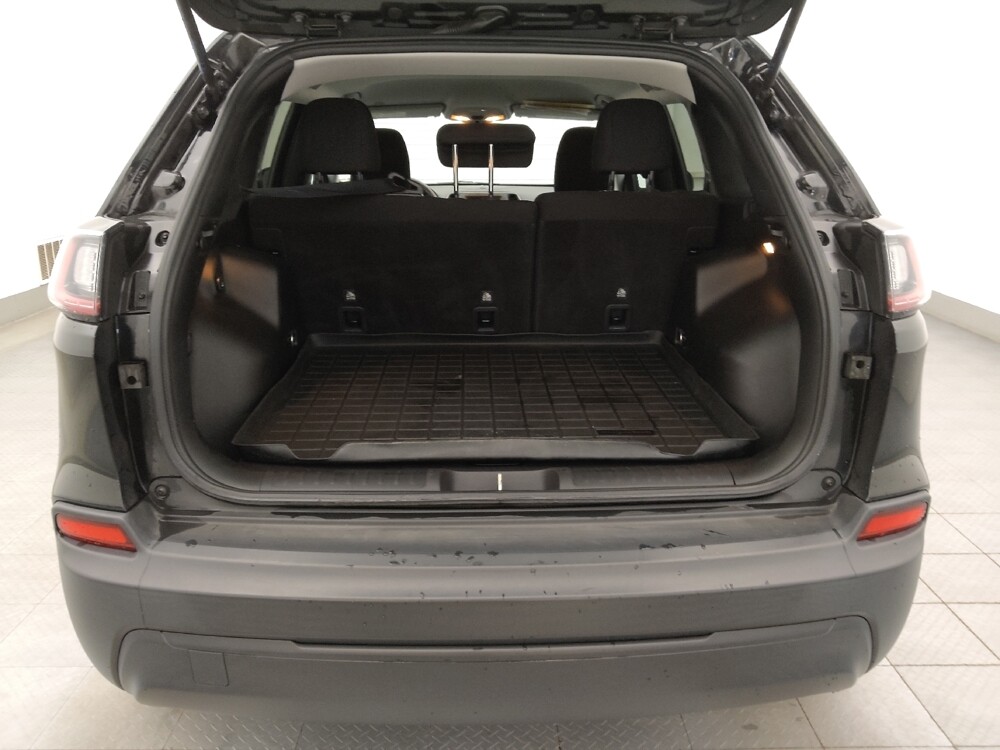 2019 Jeep Cherokee in Knoxville, TN 37923 - 18080307 29