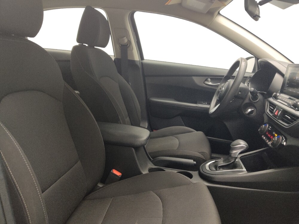 2019 Kia Forte in Marietta, GA 30062 - 18080309 21
