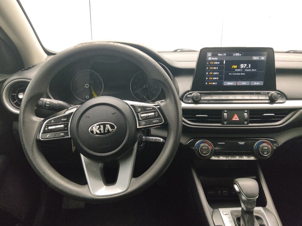 2019 Kia Forte in Marietta, GA 30062 - 18080309 22