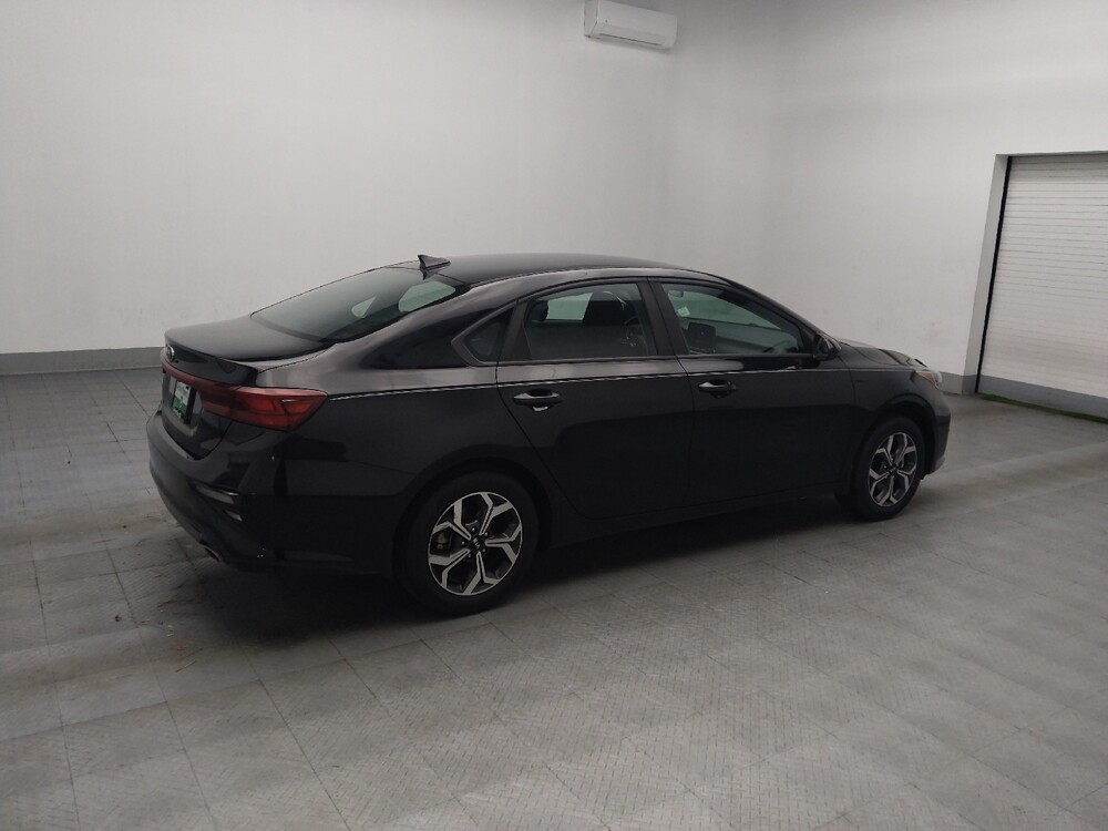 2019 Kia Forte in Marietta, GA 30062 - 18080309 10