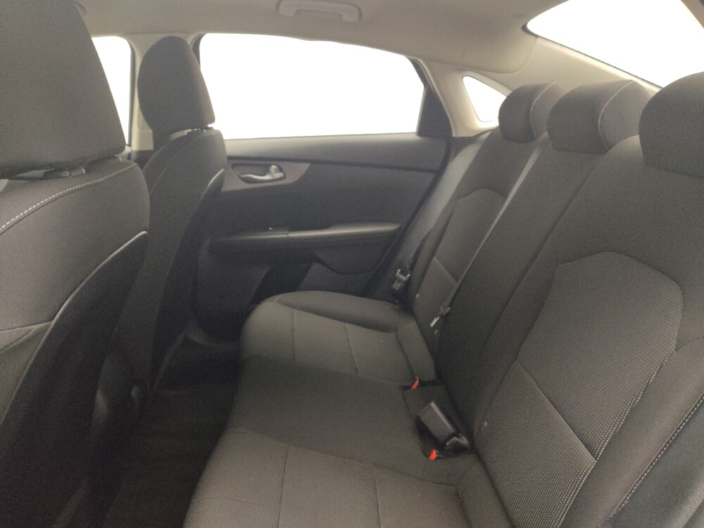 2019 Kia Forte in Marietta, GA 30062 - 18080309 18