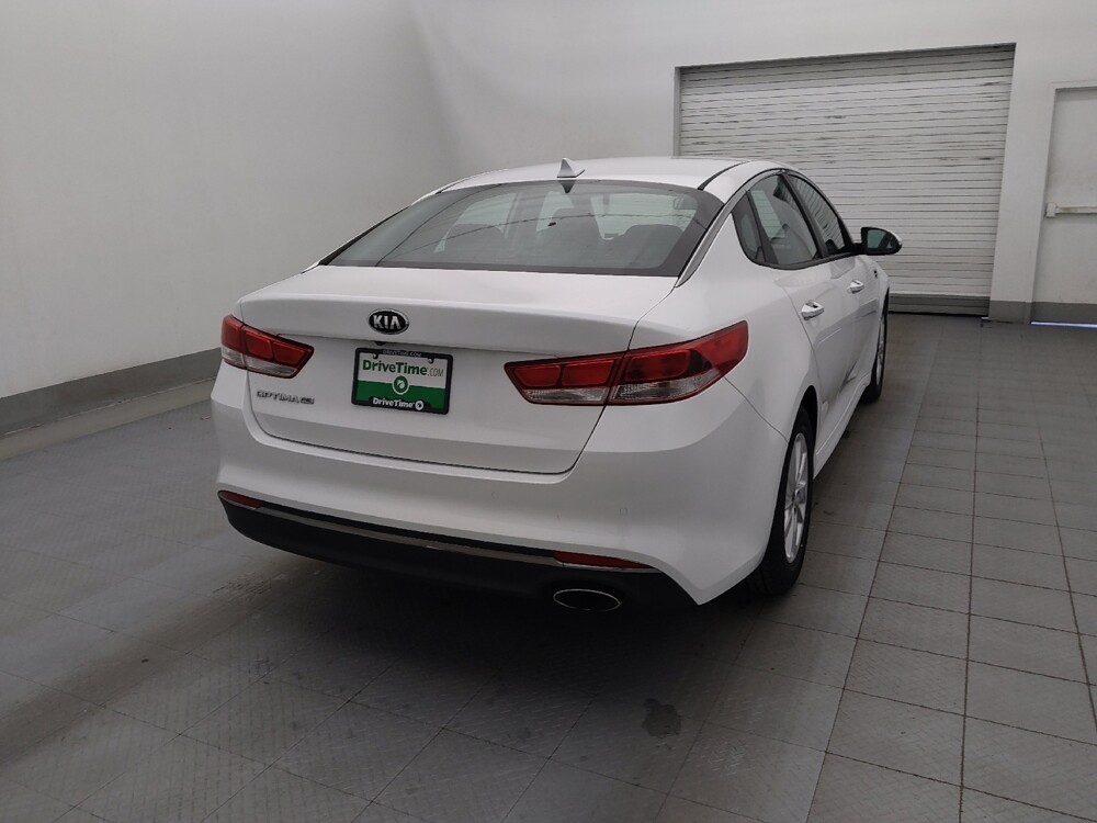 2018 Kia Optima in Knoxville, TN 37923 - 18080320 7