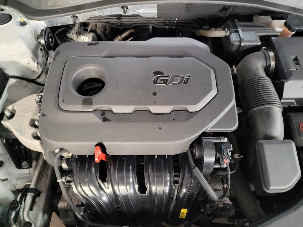 2018 Kia Optima in Knoxville, TN 37923 - 18080320 30