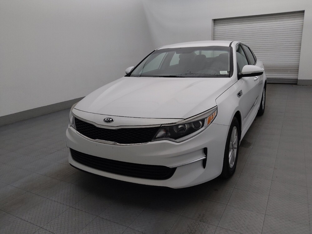 2018 Kia Optima in Knoxville, TN 37923 - 18080320 15