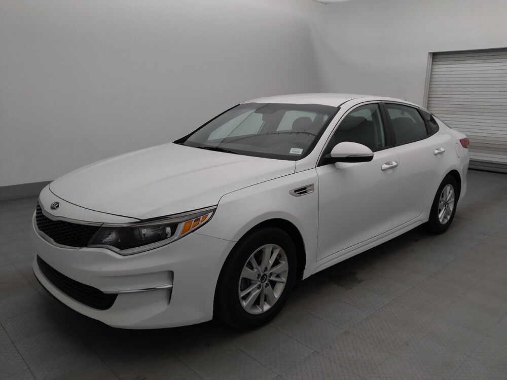 2018 Kia Optima in Knoxville, TN 37923 - 18080320 2