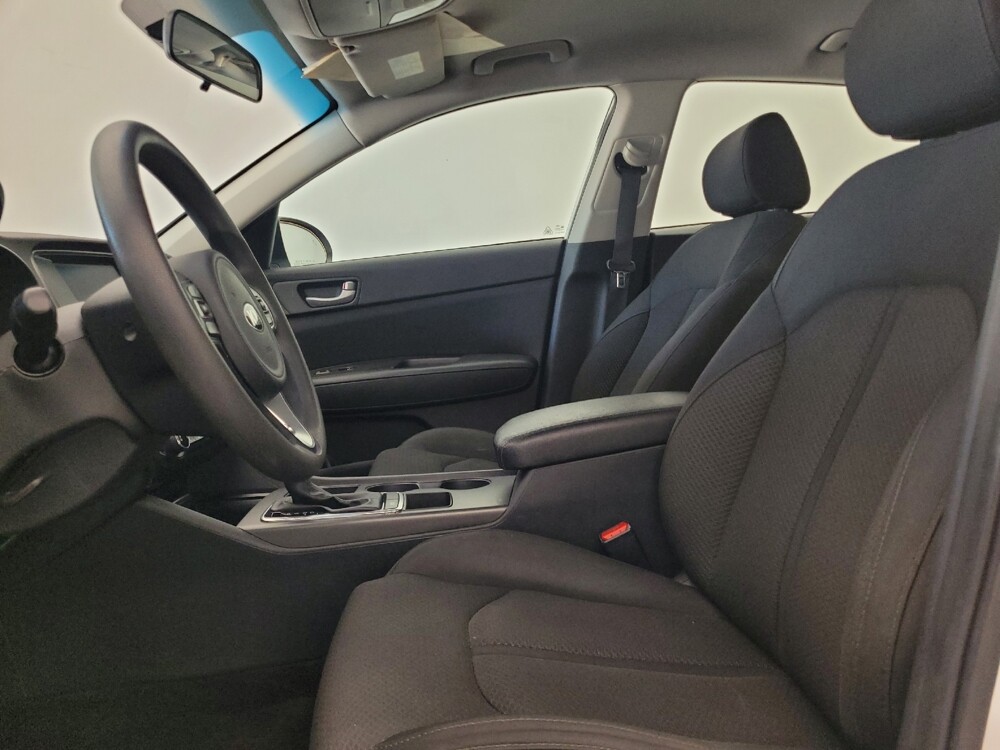 2018 Kia Optima in Knoxville, TN 37923 - 18080320 17