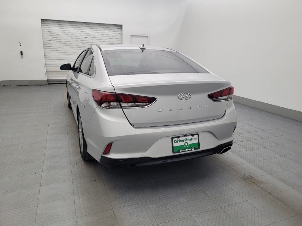 2018 Hyundai Sonata in Knoxville, TN 37923 - 18080323 6