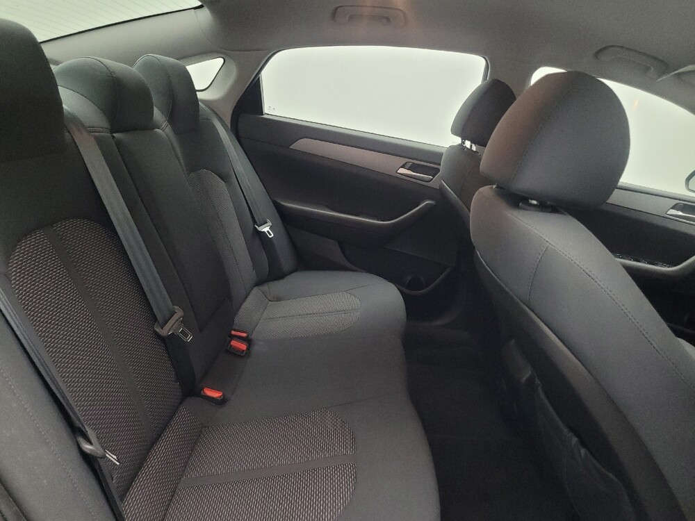 2018 Hyundai Sonata in Morrow, GA 30260 - 18080338 19